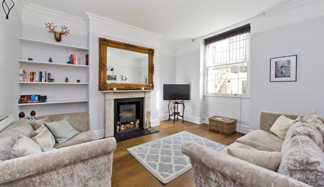 Charming 2-Bed Apt, Pimlico