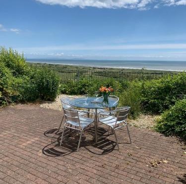 Coastview Cottage ,quiet beach holiday