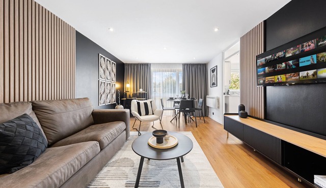 Comfortable 2BR Apartment | Work-From-Home Ready