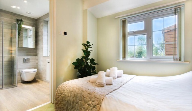 Convenient Studio near Addenbrookes with Parking