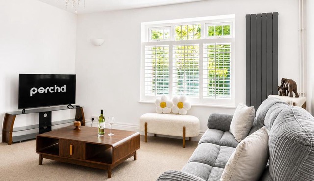 Cosy Modern 3BR House Pet Friendly, Free Parking