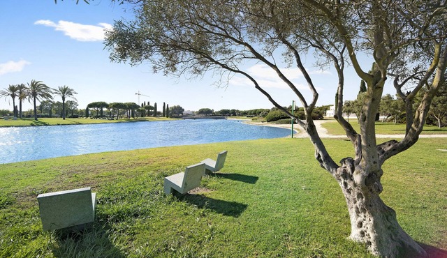 Cozy Holiday Home "Casa Costa Ballena Dahlia" near the Beach with Wi-Fi, Pool