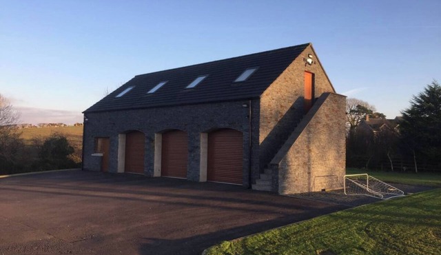 Detached Loft, stunning city views, 24Hr check in