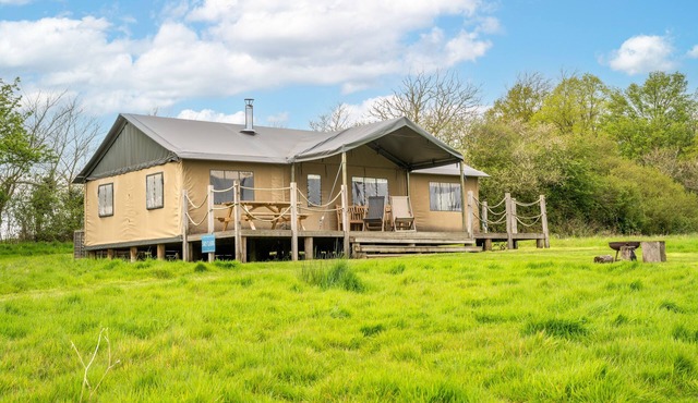 Dog Friendly Safari Tent, Skylark at Sweffling Hall, Suffolk