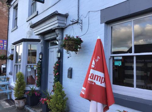 Dolphin Inn