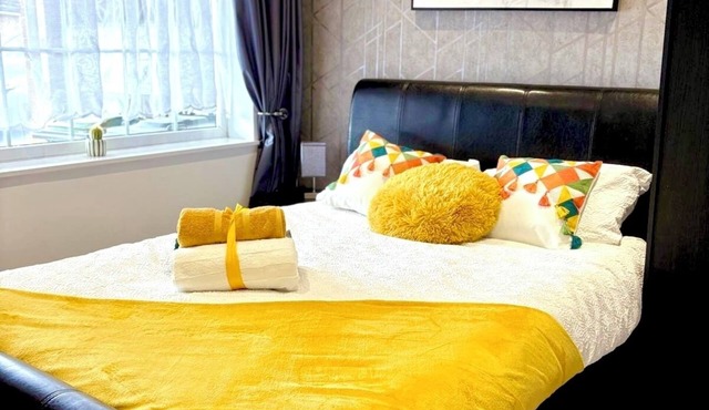 Double Bed Studio Near Luton Airport