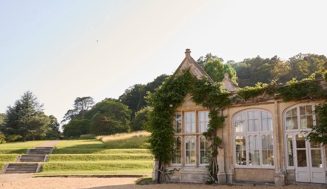Dumbleton Hall