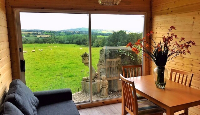 Elagh View Bed & Breakfast
