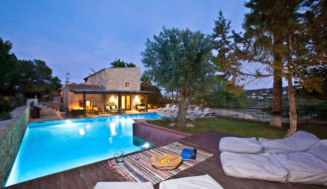 Embedded in Nature and with Pool - Villa Can Rafal