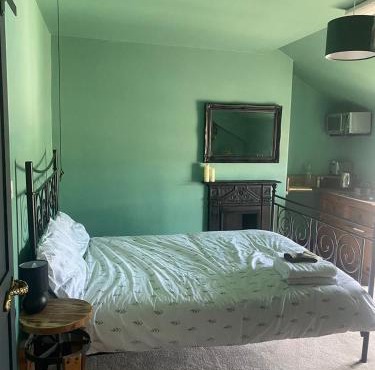 Explorer Room Ensuite Mountain View 3rd floor
