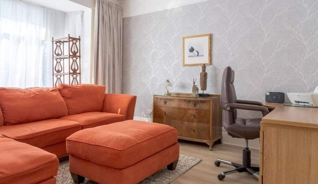 Fantastic 5 Bedroom House in Acocks Green close to NEC For 12 Guests