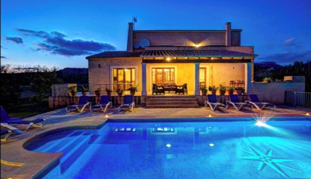 Fantastic Villa 10 minutes to the beach