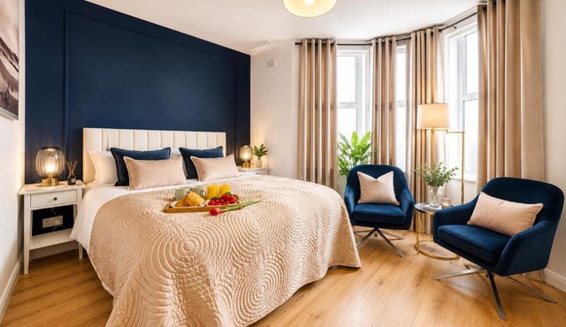 Fully Equipped Home, by train, 4 sleeps