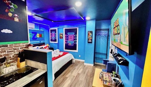 Gamezone With Pacma Arcade, Wifi, Free Parking
