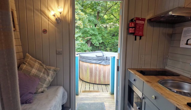 Glan yr Afon Dau - Relax, Recuperate, Hot Tub
