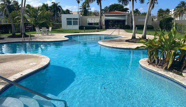 Golf & Casino Beach Villa @Dorado del Mar