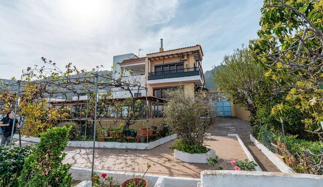 Gorgeous home in Valsequillo
