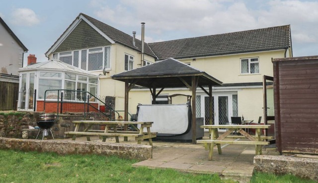 Greenhaven, Narberth sleeps 16