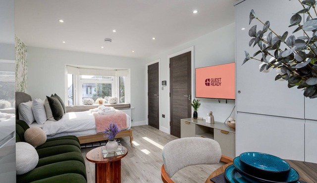 GuestReady - Chic studio near Wembley Stadium