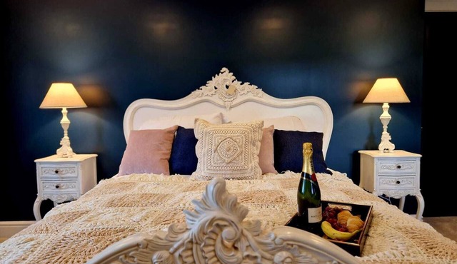 Hamilton-The Alexander suite luxury holiday let's