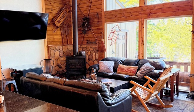 HEAVENLY MOUNTAIN RETREAT