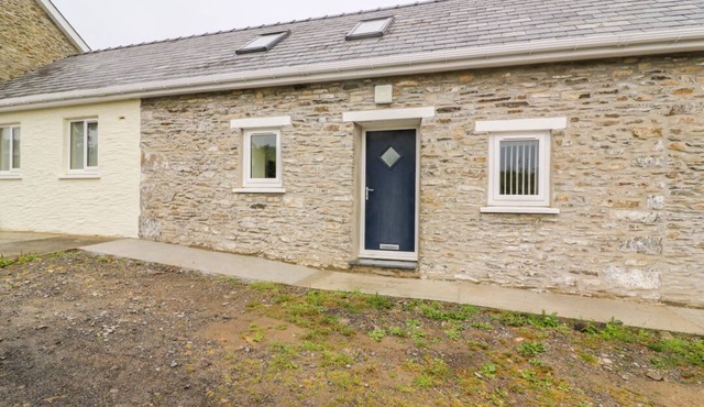 Hen Brynbedw, Llanybydder