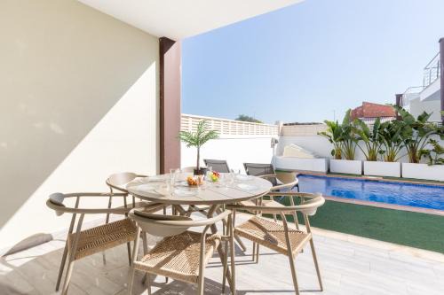 Horizon Blue I Private Pool Luxe I Free Parking I 3BR