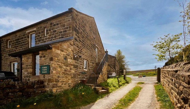 Host & Stay - The Hayloft