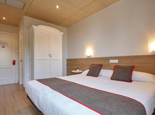 Hostal Nobadis