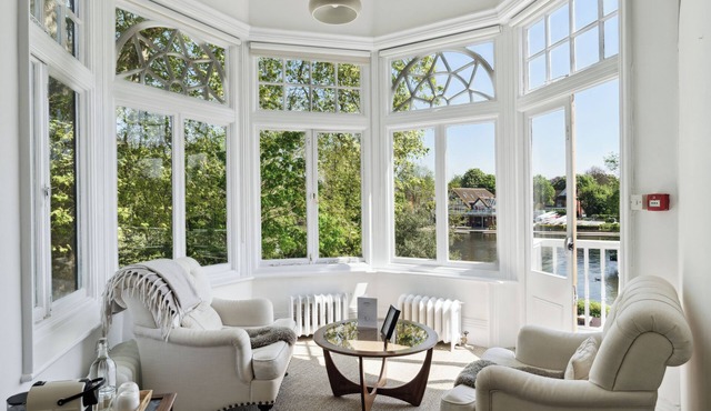Junior Suite with Garden View at River Arts Club Hotel