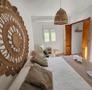 La huerta del Castillo con su Caz de agua - Enjoy Life & Relax