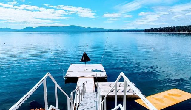 Lakefront Home With A Million Dollar View!