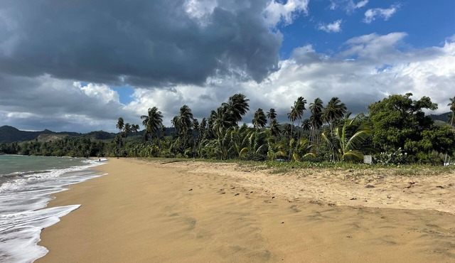 Large Oceanfront 4 Bedroom Home near Rincon directly on a Beautiful Quiet Beach