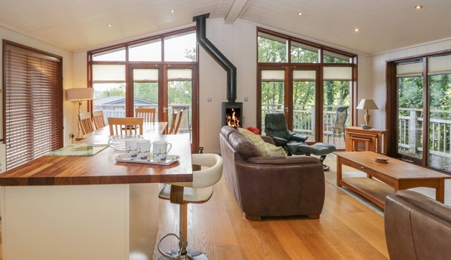 Leafy Nook Lodge
