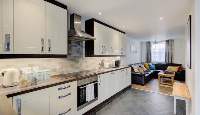 Located in the Centre of Old Harwich , metres away from beach and river.