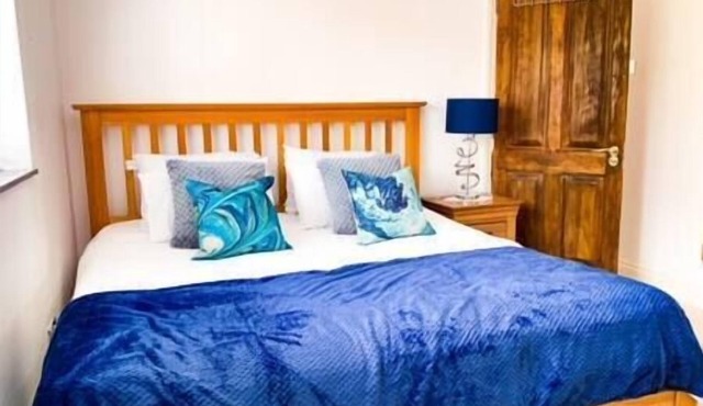 Luxurious 5 Bed Property!