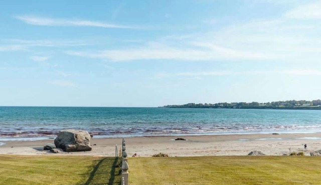 Luxury Beach Cottage