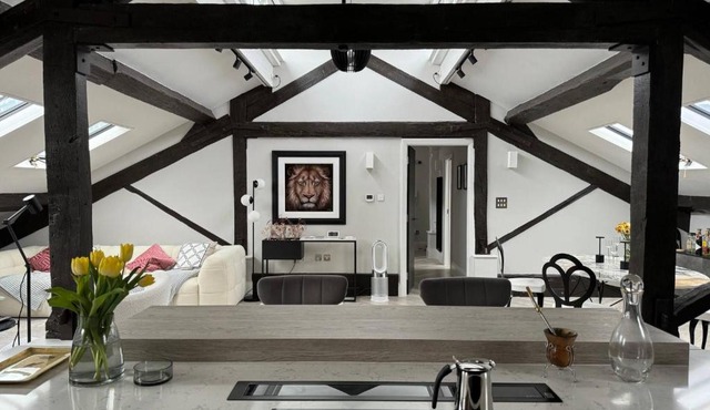 Luxury Penthouse St Chads Snowhill