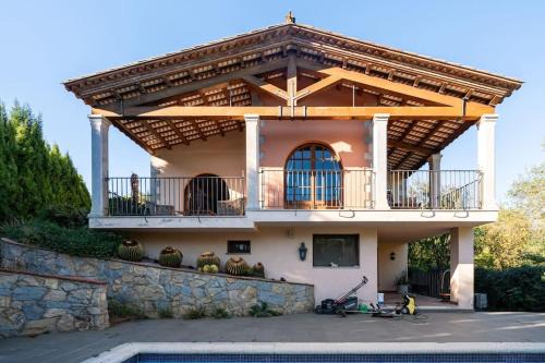 Luxury Villa in Girona with Indoor Pool & Garden Base for Costa Brava, France and Barcelona
