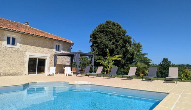 Maison avec piscine privÃ©e, animaux - 8 pers. - FR-1-653-295