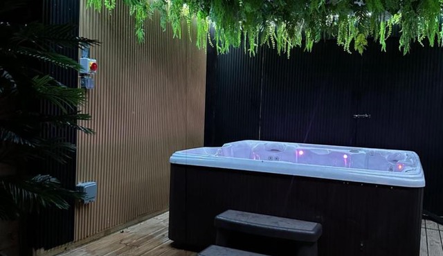 Manchester Luxe Retreat