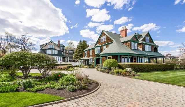 Mirimar - High-End Elegant Victorian Estate in Narragansett Pier