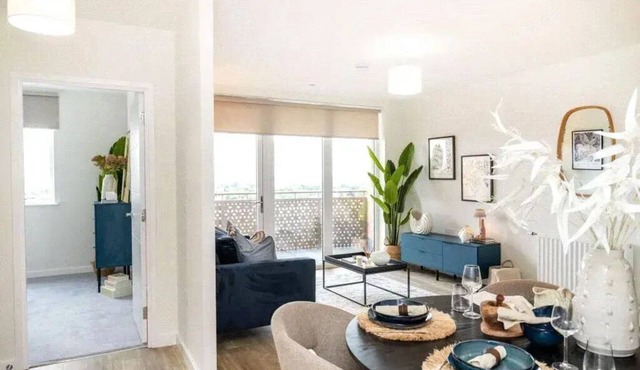Modern 2-Bed Apartment Near Heathrow | Ideal for Work Stays