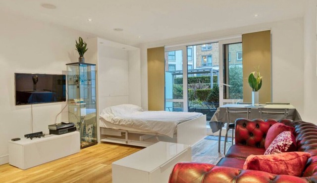 Modern Chíc Studio Chelsea