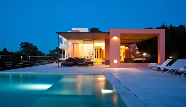 Modern Villa with Infinity Pool - Villa Es Calo
