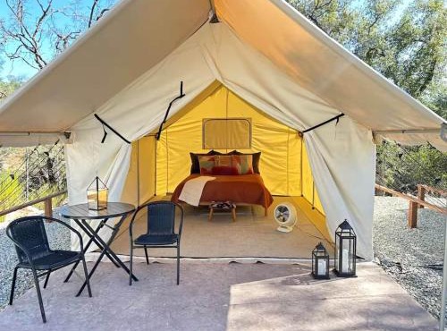 Moonshadow Flat Glamping - Onyx Tent