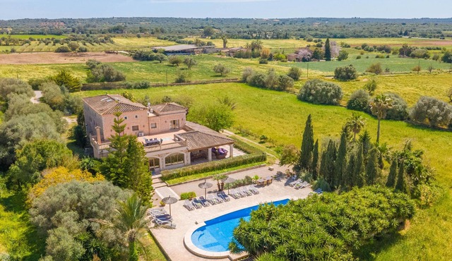 NA PONT - Villa with private pool in CAMPOS. Free WiFi