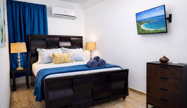 Nature Glow Access | Pets OK, Parking, AC & WiFi