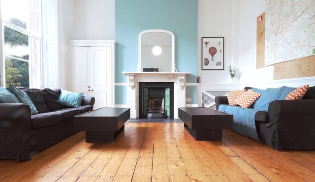 No 13 Georgian Shared House - By Clifton Short Lets