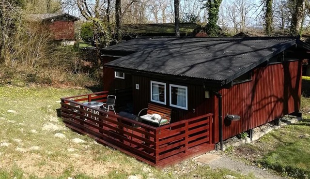 Nuthatch Lodge is set in 24 acres of wood, parkland near the village of Cenarth